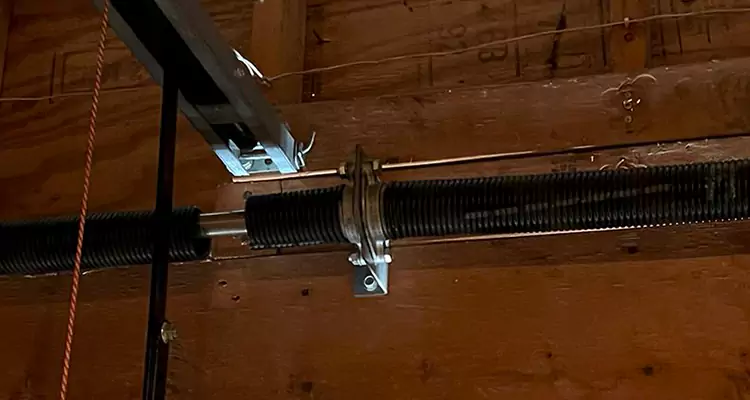 Garage Door Lift Cable Replacement in Hunters Creek, FL