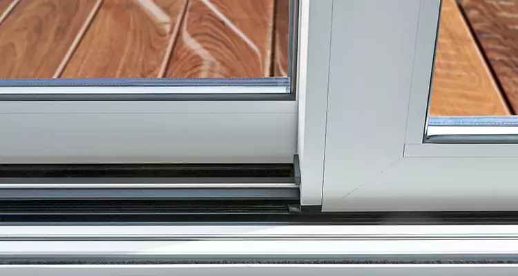 Patio Doors Leaking Water Issue Repair Services in Hunters Creek, FL