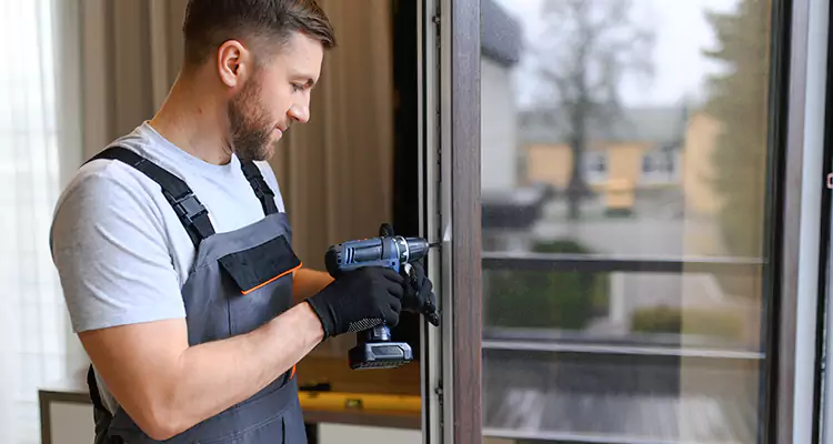 Sliding Screen Door Handle Repair in Hunters Creek, FL