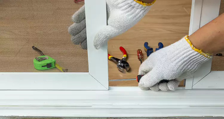 Sliding Glass Door Off Rails Repair in Hunters Creek, FL