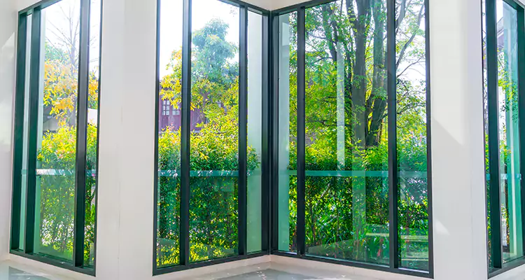 Folding Glass Balcony Door Repair in Hunters Creek, FL